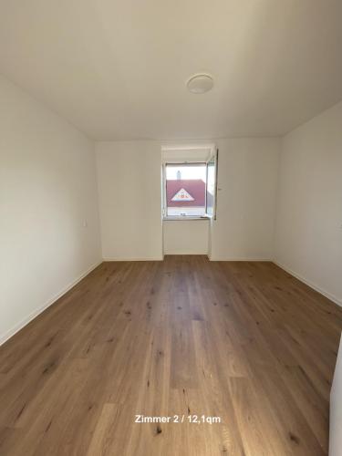13 König-Wilhelmstraße Zimmer 2 (Renoviert)